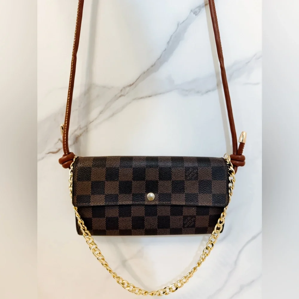 Sale! Louis Vuitton Damier Ebene Sarah wallet with strap - Picture 2 of 15